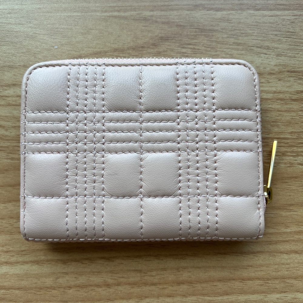 Burberry Cream Quilted Wallet with Gold Monogram - Picture 2 of 6